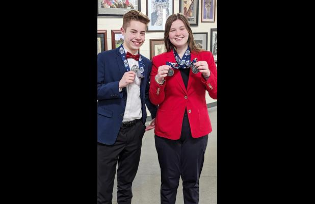 Weeks, Wright Earn Silver Medals At State Speech in Kearney