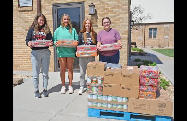 Final 2023-2024 BackPack Food Delivery Unloaded by AHS Students